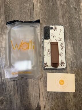 Walli Samsung S22 Wallet Phone Case Giddy Up Cowgirl Betsy Mikesell Collab NWT
